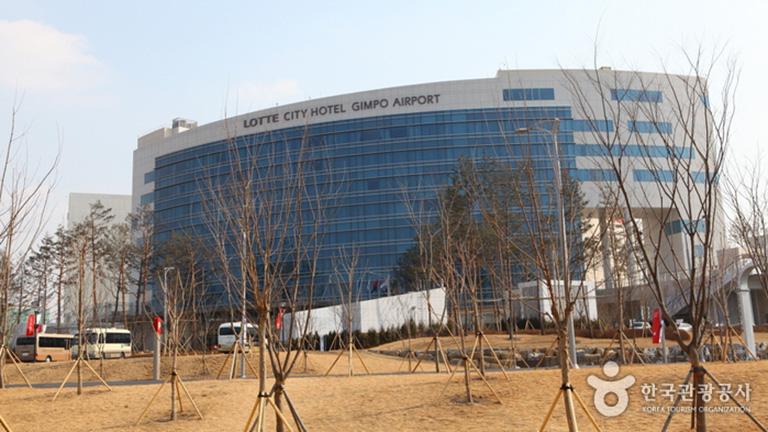 hotel near gimpo airport