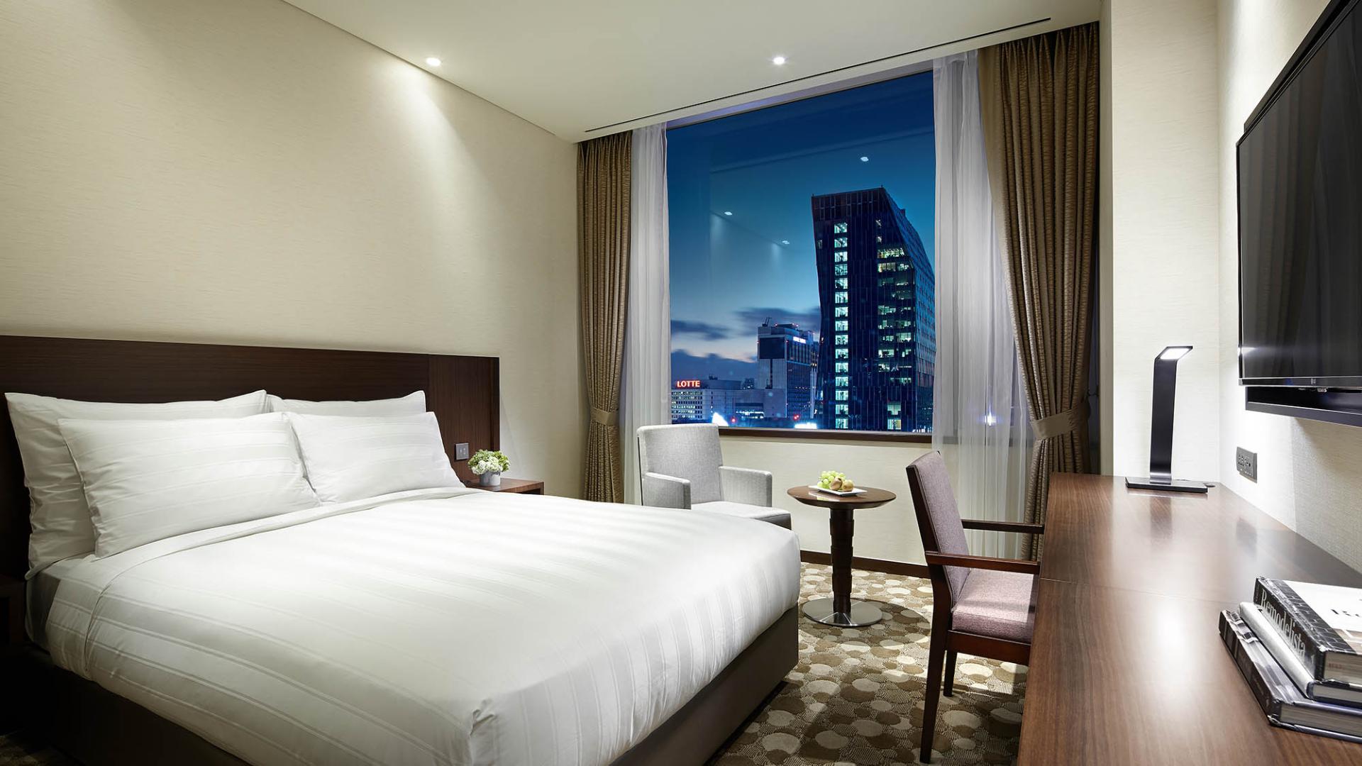 Seoul Hotel Rooms - Superior Room | LOTTE City Hotel Myeongdong