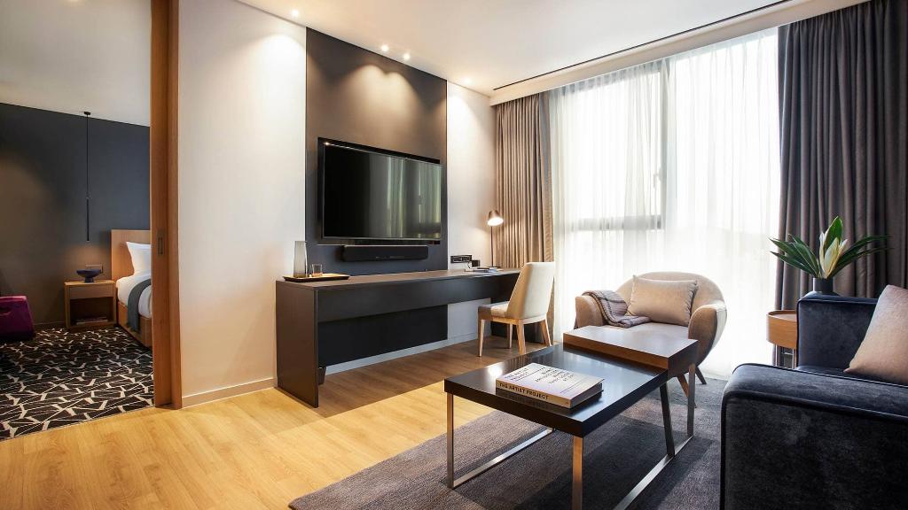 Book hotel rooms in Seoul - Corner Suite Room | L7 GANGNAM BY LOTTE