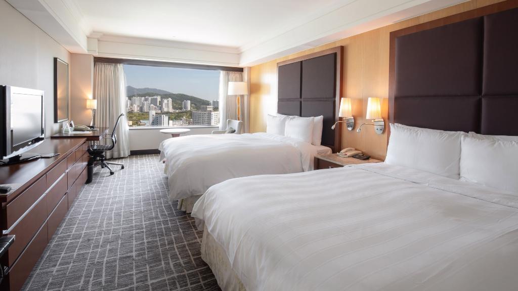 LOTTE HOTEL BUSAN Rooms, Information and Reservation | LOTTE HOTEL BUSAN