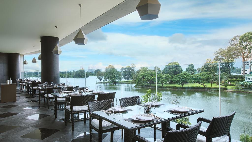 Lotte Hotel Yangon-Dining-Restaurant-Mugunghwa