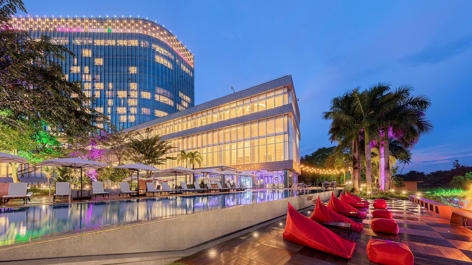 LOTTE HOTEL YANGON Poolside