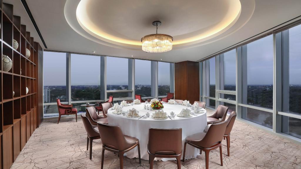 Lotte Hotel Yangon-Dining-Restaurant-Toh Lim